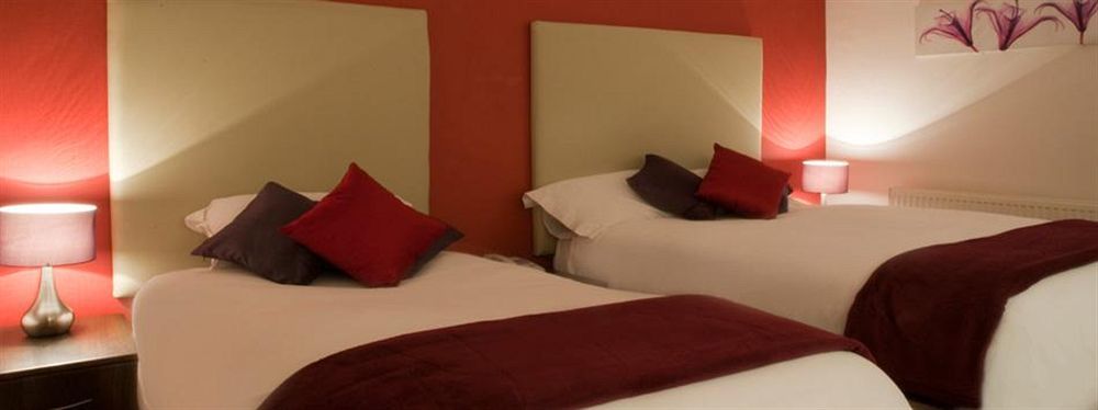Haveli Hotel Hensol Eksteriør billede